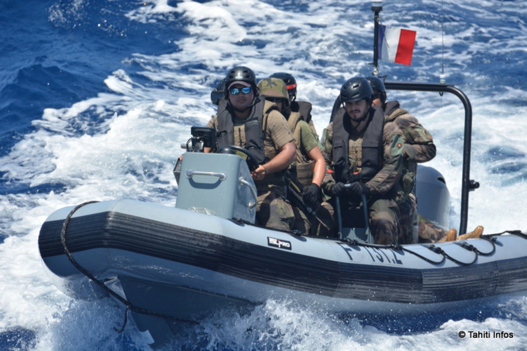 En tant que patron d'embarcation, Karl doit pouvoir gérer tous types de météo. En tant que patron d'embarcation, Karl doit pouvoir gérer tous types de météo.