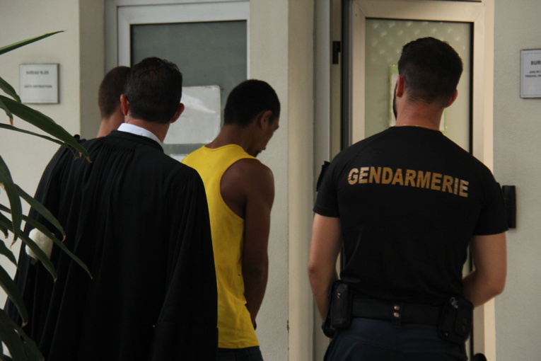 Accident de Papara : le père de famille mis en examen pour homicide involontaire Accident de Papara : le père de famille mis en examen pour homicide involontaire