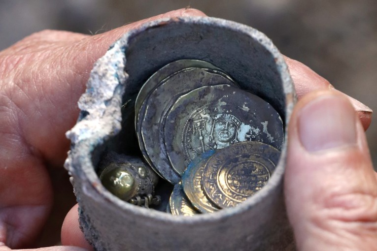 Un trésor de pièces d'or datant de 900 ans mis au jour en Israël