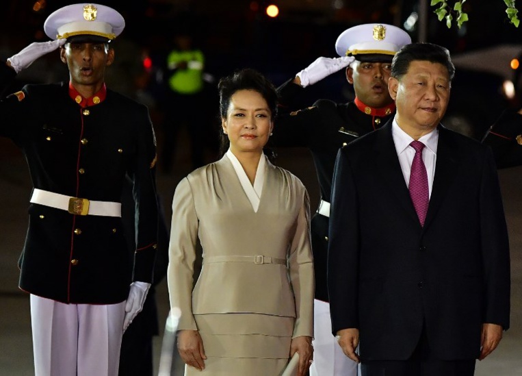 Xi Jinping arrive au Panama pour y signer des contrats Xi Jinping arrive au Panama pour y signer des contrats