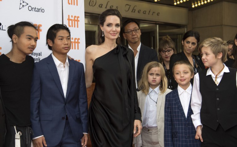 Brad Pitt et Angelina Jolie concluent un accord pour la garde de leurs enfants