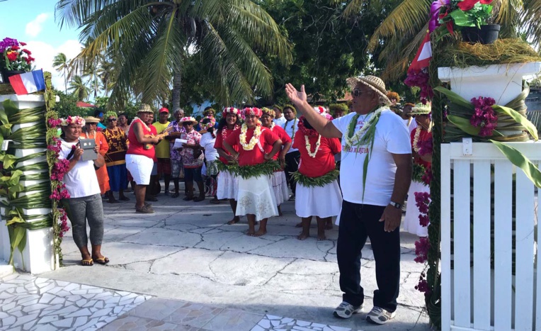 Le gouvernement en tournée aux Tuamotu-Est Le gouvernement en tournée aux Tuamotu-Est