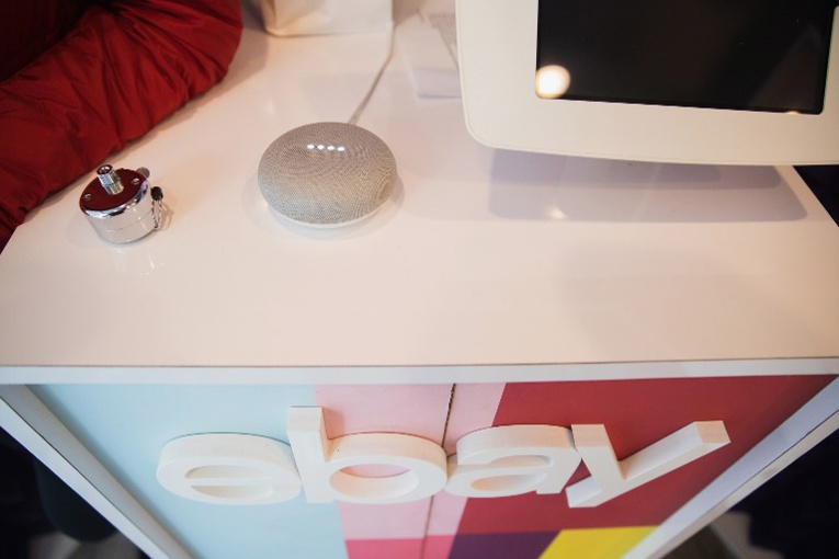 Gadget sensible au piratage ou outil indispensable: la maison connectée fait débat Gadget sensible au piratage ou outil indispensable: la maison connectée fait débat