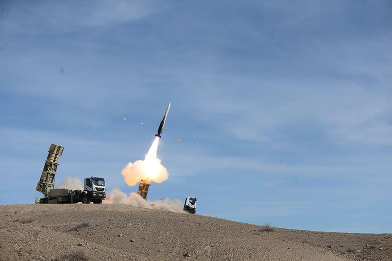 L'Iran déterminé à poursuivre ses essais de missiles