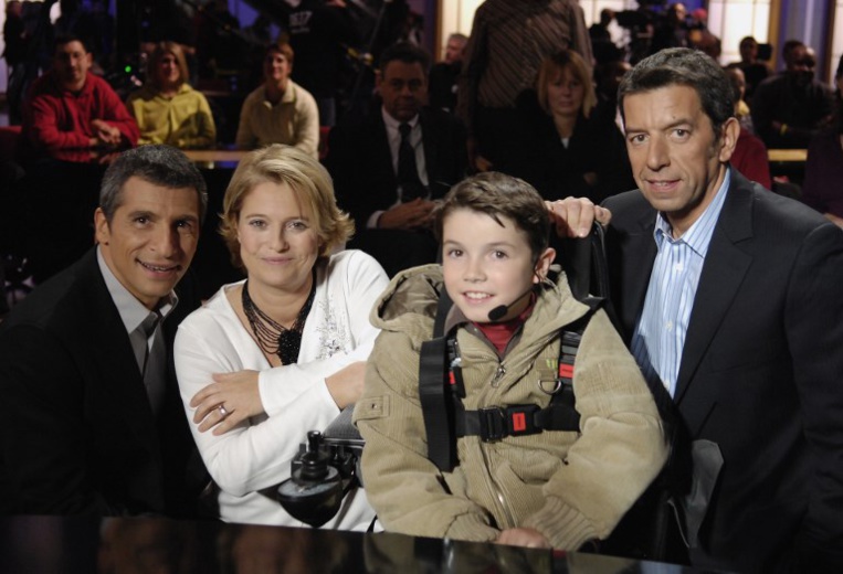 Les présentation Nagui (gauche) et Michel Cymes (droite). Les présentation Nagui (gauche) et Michel Cymes (droite).