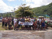 Les pêcheurs sous-marins unis pour nettoyer le lagon de Puna’auia
