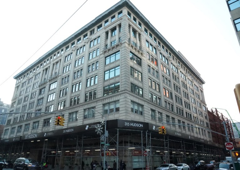 Google investit un milliard de dollars dans un nouveau "campus" à New York Google investit un milliard de dollars dans un nouveau "campus" à New York