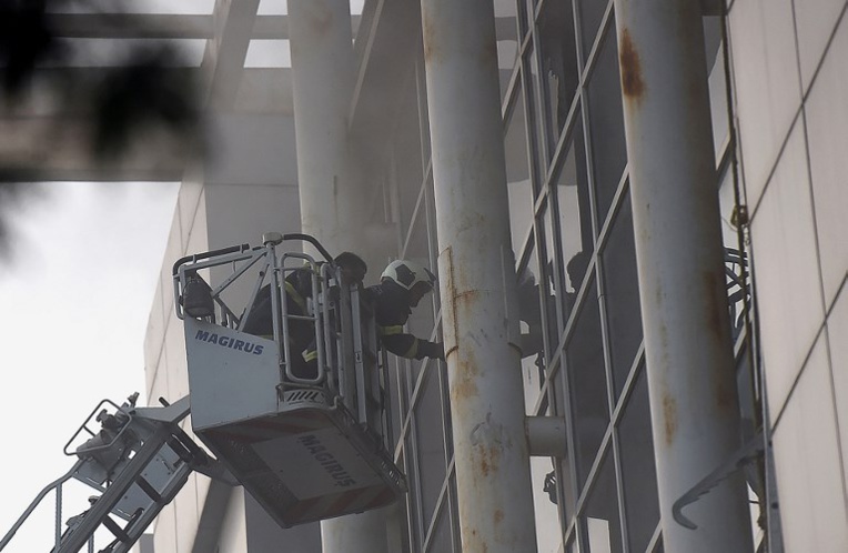 Inde: huit morts dans l'incendie d'un hôpital Inde: huit morts dans l'incendie d'un hôpital