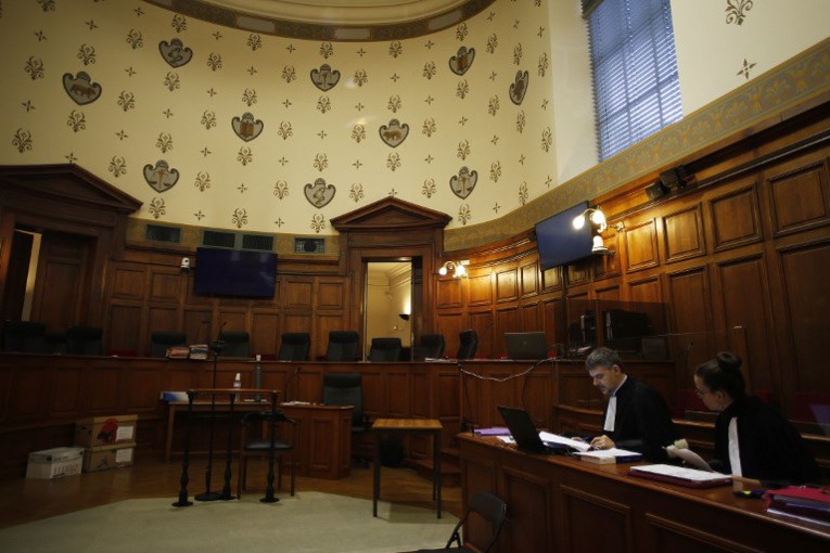 Perpétuité requise contre un père incestueux pour un double meurtre Perpétuité requise contre un père incestueux pour un double meurtre