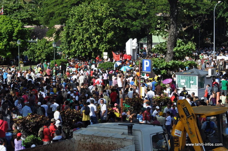 Environ 5 000 personnes ont répondu à l'appel des syndicats 