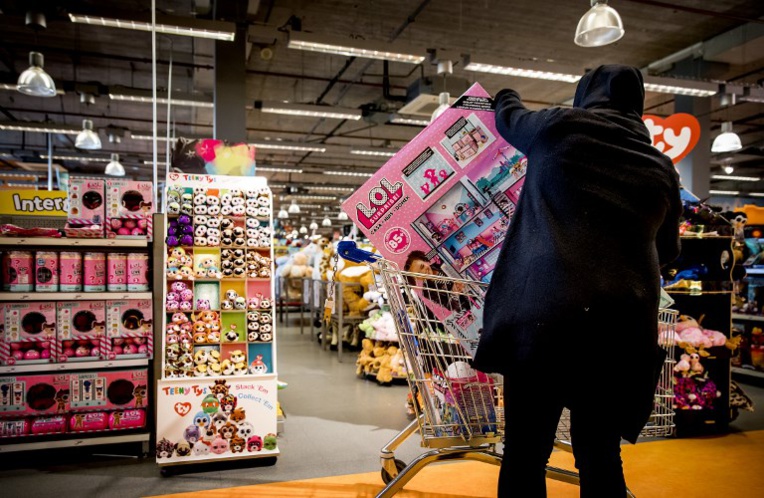 Gare aux piles boutons ingérées par les enfants à Noël Gare aux piles boutons ingérées par les enfants à Noël