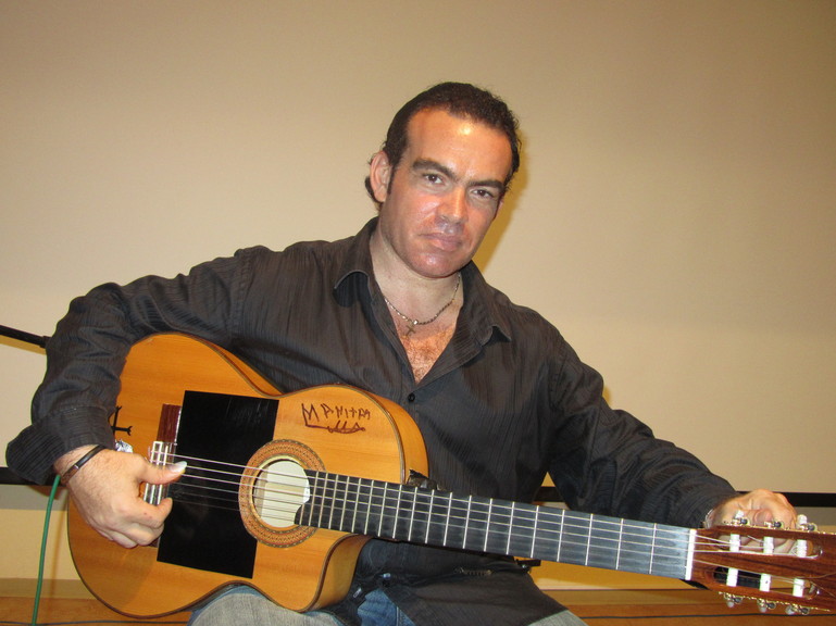 FUEGO GITANO ,  Doulen et Joemy, le duo de guitariste gitan