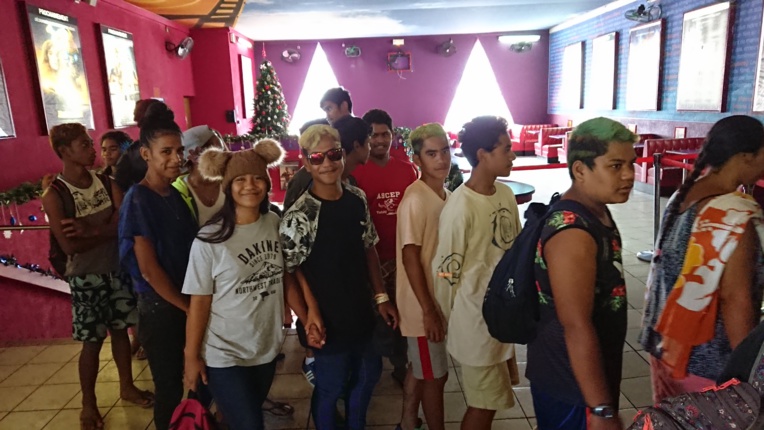 Cadeaux et places de cinéma pour les enfants de quartiers défavorisés Cadeaux et places de cinéma pour les enfants de quartiers défavorisés