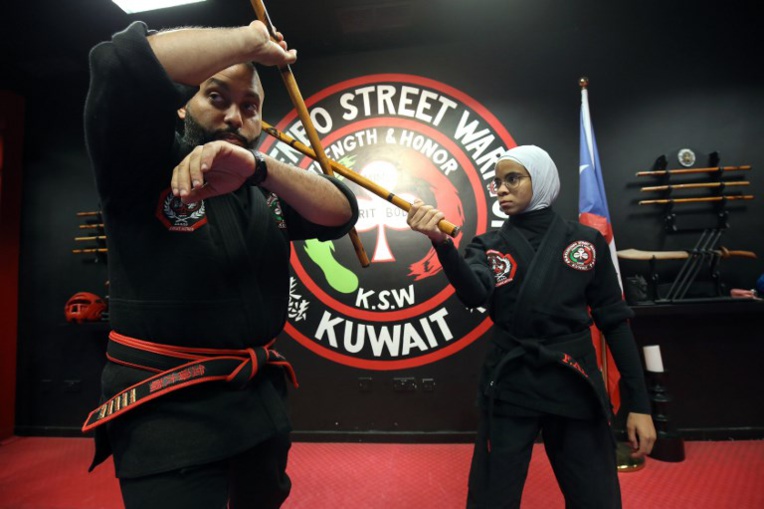 L'art martial du kajukenbo, l'arme des Koweïtiennes contre les agressions L'art martial du kajukenbo, l'arme des Koweïtiennes contre les agressions