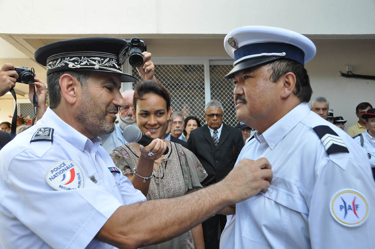 Cérémonie organisée à la mémoire des policiers morts pour la France