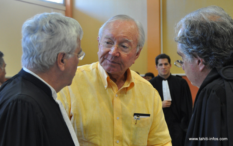 Procès des emplois dits fictifs : le procureur requiert 3 ans de prison contre Gaston Flosse