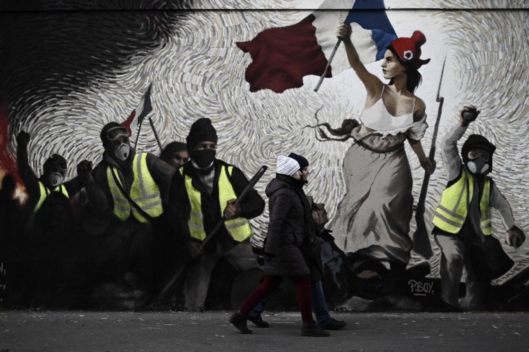 Acte 9 des "gilets jaunes": les autorités redoutent une mobilisation "plus forte" et "plus radicale" Acte 9 des "gilets jaunes": les autorités redoutent une mobilisation "plus forte" et "plus radicale"