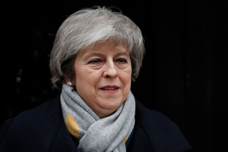Le Parlement britannique prêt à rejeter l'accord de Brexit de Theresa May