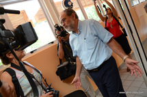 Jacqui Drollet tente de calmer le jeu avec le Tahoeraa...et les journalistes 