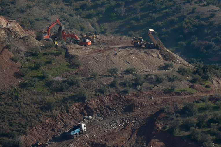 Espagne: nouveaux contretemps dans les recherches du garçonnet dans un puits Espagne: nouveaux contretemps dans les recherches du garçonnet dans un puits