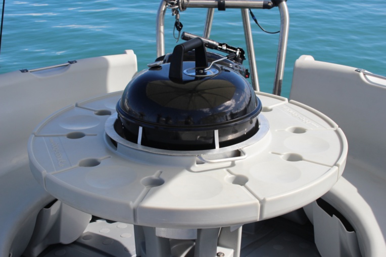 Donuts Boat : voir le lagon autrement
