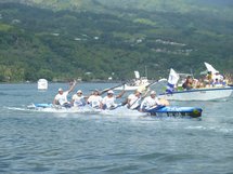 EDT remporte la Tahiti Nui Va'a 2011