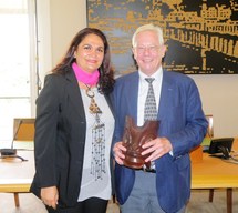 Révision statutaire : N. Bouteau se bat pour la réduction des indemnités ministérielles