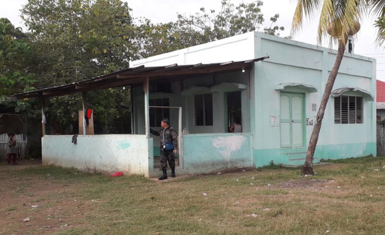 Attentat contre une mosquée du sud des Philippines: deux morts Attentat contre une mosquée du sud des Philippines: deux morts