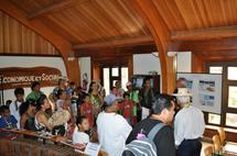 les lauréats du ‘ōrero visitent le CESC