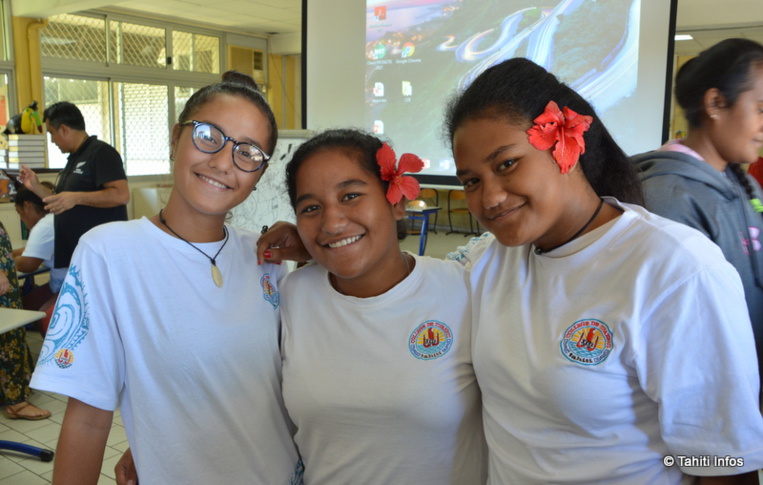 Munoz fait découvrir le dessin de presse à une classe de 3ème Munoz fait découvrir le dessin de presse à une classe de 3ème
