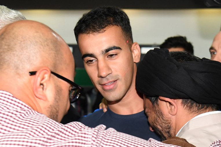 Retour triomphal en Australie de l'ex-footballeur du Bahreïn détenu en Thaïlande