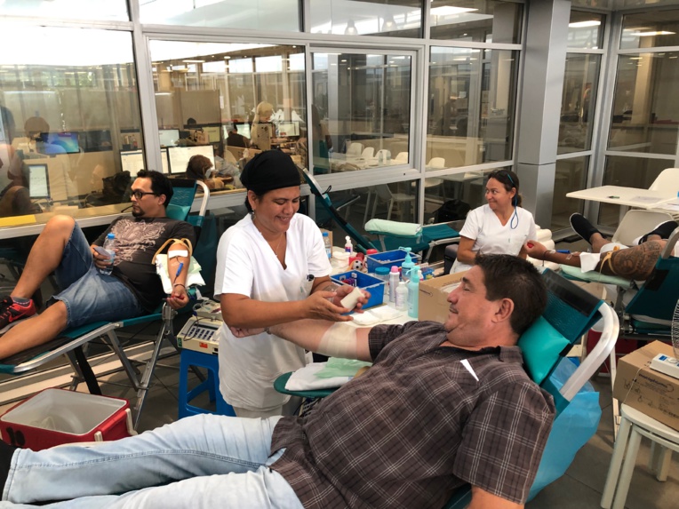 Fenua Communication, Vodafone et Shell se mobilisent pour le don du sang Fenua Communication, Vodafone et Shell se mobilisent pour le don du sang