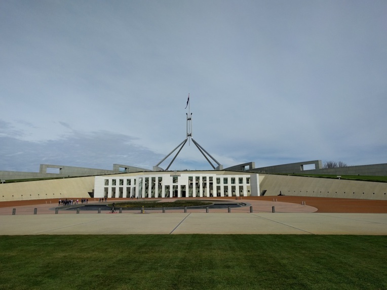 Australie: la police ouvre l'enquête après une bagarre au Parlement