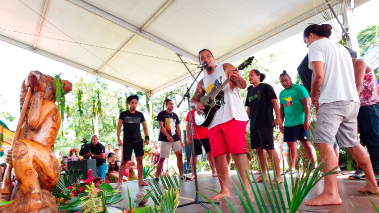 Les marquisiens ont présenté un beau haka. Les marquisiens ont présenté un beau haka.