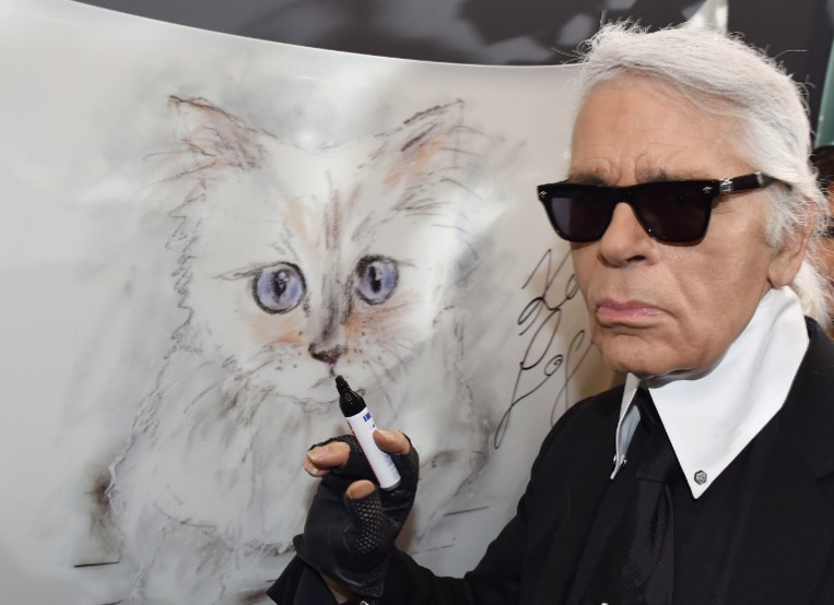 Lunettes noires sur la mode: Karl Lagerfeld est mort Lunettes noires sur la mode: Karl Lagerfeld est mort