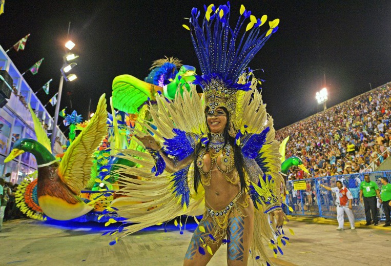 Les paillettes biodégradables, la tendance écolo du carnaval de Rio