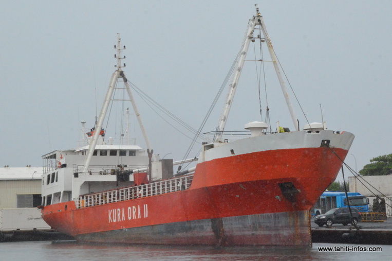 Kura Ora II : le navire à saborder était une poubelle industrielle toxique