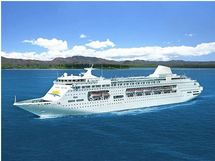 Le Paquebot "Pacific Pearl" dans les eaux polynésiennes