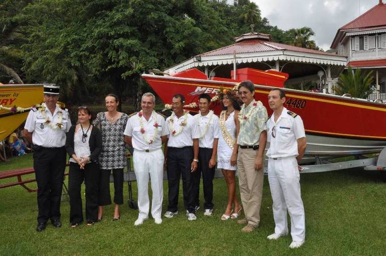 Ils ont sauvé 7 vies: deux pêcheurs émérites salués par le Haut-commissaire pour leur courage