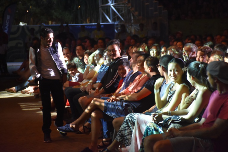 Essais nucléaires, Flosse, quartier Estall, Jamel Debbouze a régalé To'ata Essais nucléaires, Flosse, quartier Estall, Jamel Debbouze a régalé To'ata