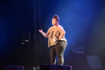 Essais nucléaires, Flosse, quartier Estall, Jamel Debbouze a régalé To'ata Essais nucléaires, Flosse, quartier Estall, Jamel Debbouze a régalé To'ata