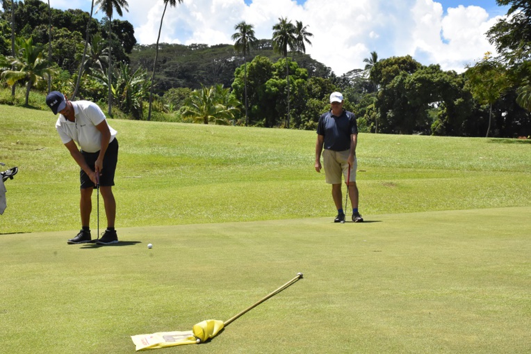 Ari De Maeyer et Vaea Nauta brillent au Classic Central Golf Tahiti Infos Ari De Maeyer et Vaea Nauta brillent au Classic Central Golf Tahiti Infos