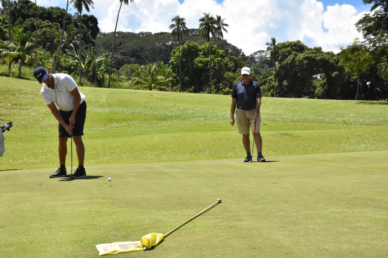 Ari De Maeyer et Vaea Nauta brillent au Classic Central Golf Tahiti Infos