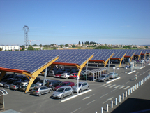 Photovoltaïque: NKM promet "plus de visibilité" aux industriels