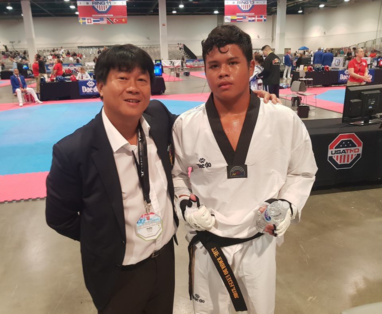 Bradley Lai Koun Sing est passé très près de la médaille d'or Bradley Lai Koun Sing est passé très près de la médaille d'or