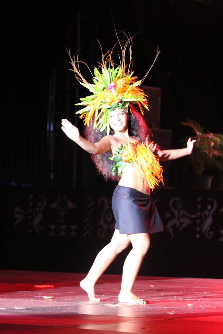 Hereiti Tixier du collège de Tipaerui repart avec le titre de la meilleure danseuse. Hereiti Tixier du collège de Tipaerui repart avec le titre de la meilleure danseuse.