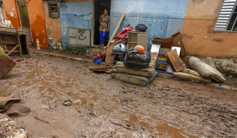 Brésil : au moins 11 morts après des pluies torrentielles à Sao Paulo Brésil : au moins 11 morts après des pluies torrentielles à Sao Paulo