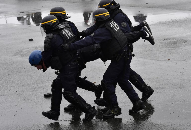 Saint-Astier, vitrine et laboratoire français du maintien de l'ordre fête ses 50 ans Saint-Astier, vitrine et laboratoire français du maintien de l'ordre fête ses 50 ans
