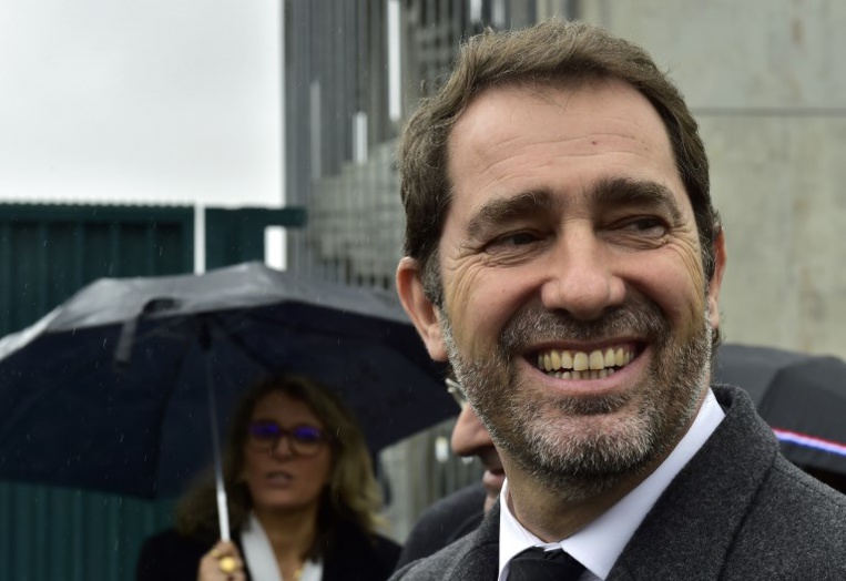 Castaner sur les photos en discothèque : "Pas de polémique", sécurité "assurée" Castaner sur les photos en discothèque : "Pas de polémique", sécurité "assurée"