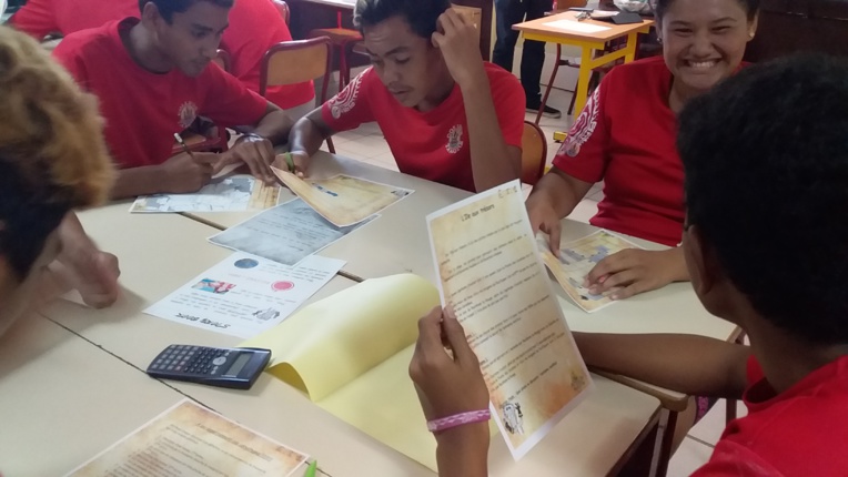 Des pirates, un maître des énigmes et des savants fous au collège de Taaone